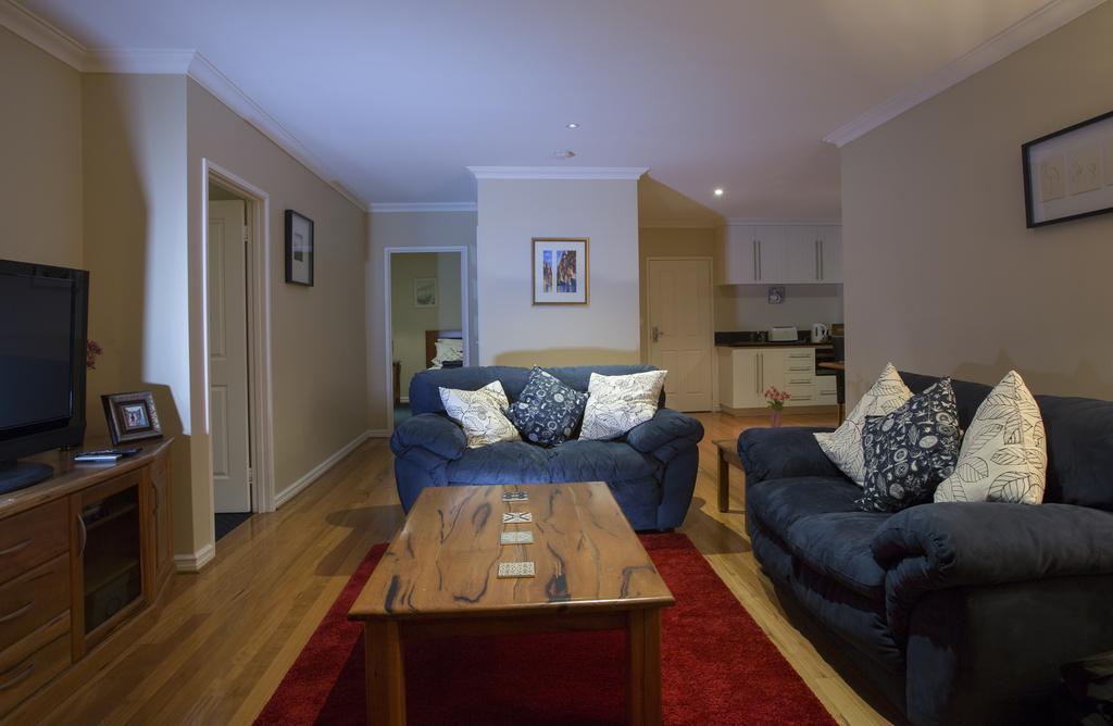 Murray River Lodge Luxury Boutique Accommodation B&B - Adults Only North Yunderup Exterior foto